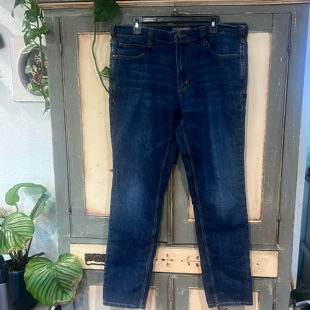 5.11 Men’s Defender Flex Slim Jeans